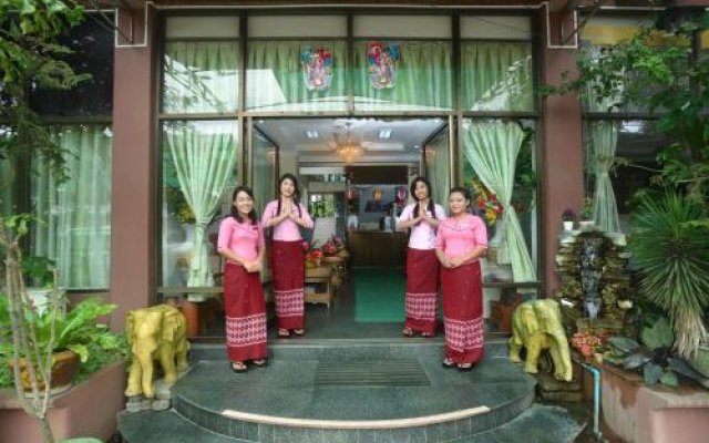 Pun Swe Taw Hotel