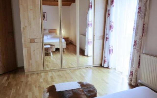 Haus Mali