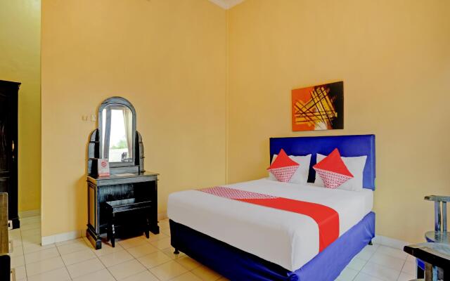 OYO 3096 Hotel Dewi Warsiki