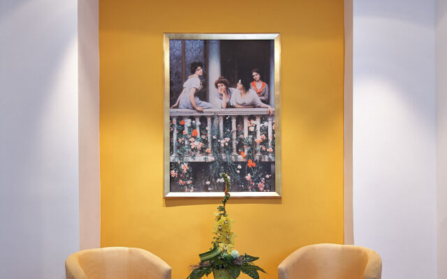Hotel Adria München