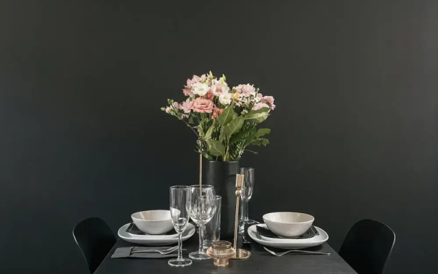 Main Square Apartments - LoftAffair