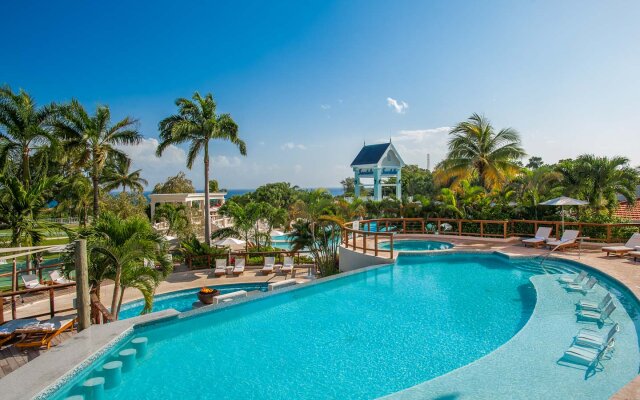 Sandals Ochi - ALL INCLUSIVE Couples Only