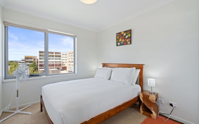 Relaxed 2br, 2bth Apartment With Balcony & Parking