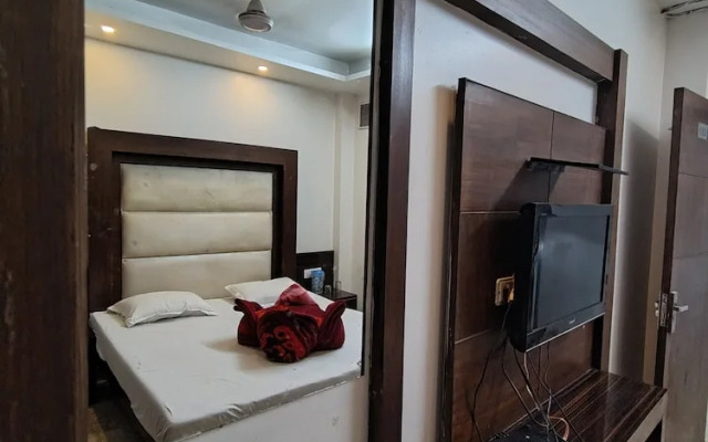 Spot On 43878 Sudarshan