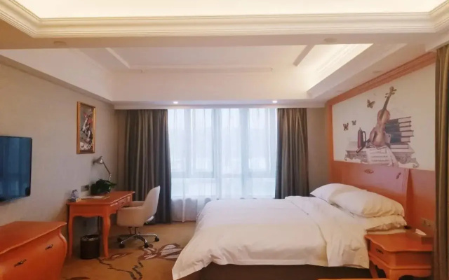 Vienna Hotel (Chongqing Qijiang Wanda Plaza)