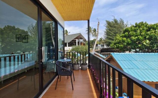 Lipe Sunrise Beach House