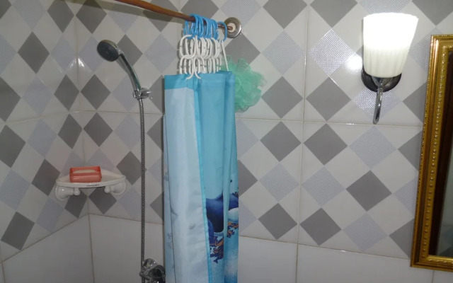 Hostal Colon 271
