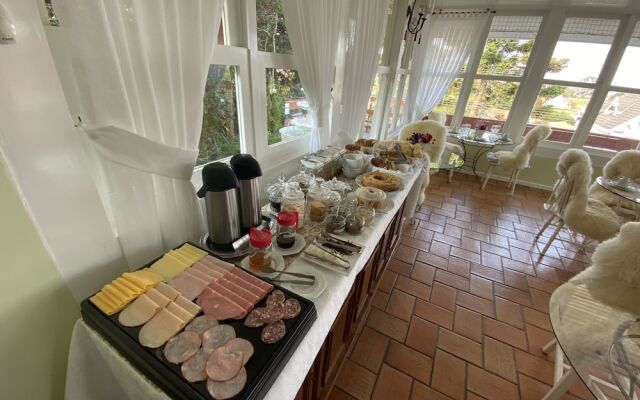 Pousada Chateau Colinas