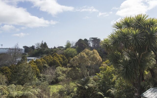 Rustic Retreat at Ruskin