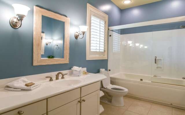 23 Pelican 6 Bedroom Home