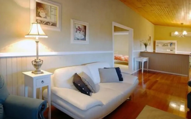 Barrington Hideaway- River Cottages