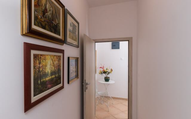 Studio Maha