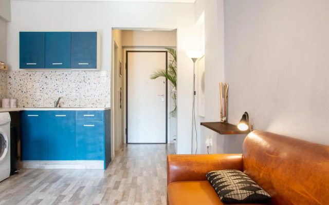 Ermou 18 Mosaics boutique aprtm in Parliament square