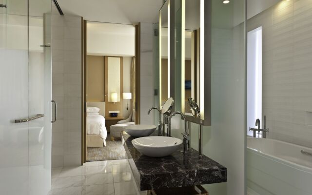 Sheraton Grand Hiroshima Hotel