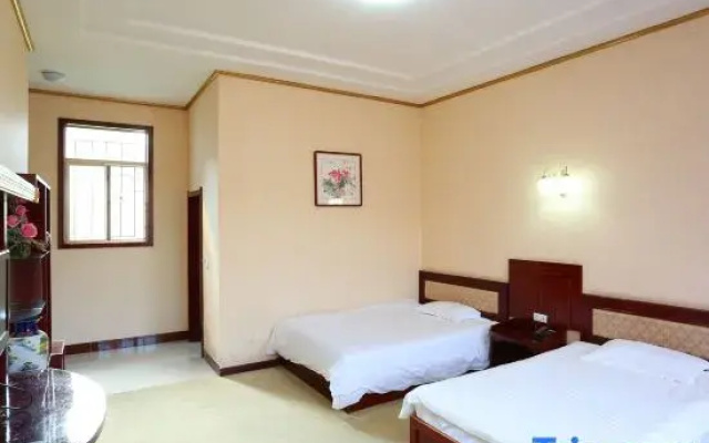 Kuandian Manjiazhai Hotel