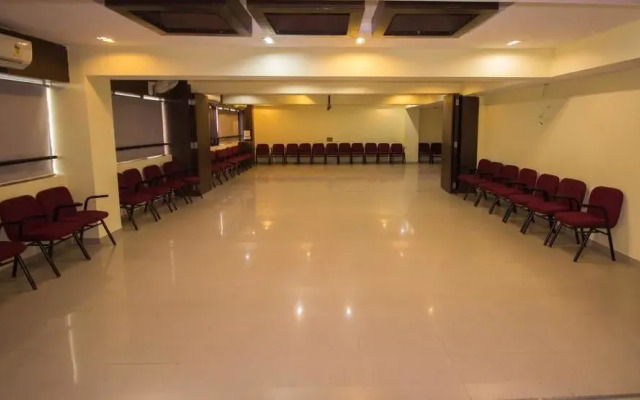 OYO Rooms Sola Bridge SG Highway
