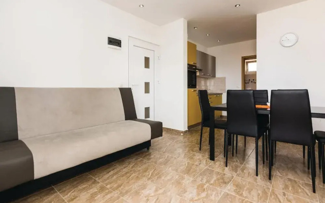 Stunning Apartment in Vir With 2 Bedrooms and Wifi