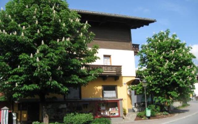 Haus am Dorfplatz