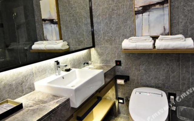 Parkgeun Hotel (Guangzhou East Station Tianhebeitianrun road)