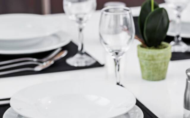 Metro Service Apartments Bedford