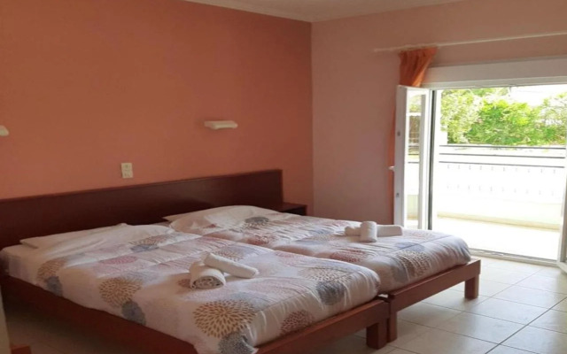 Zefiros Apartments