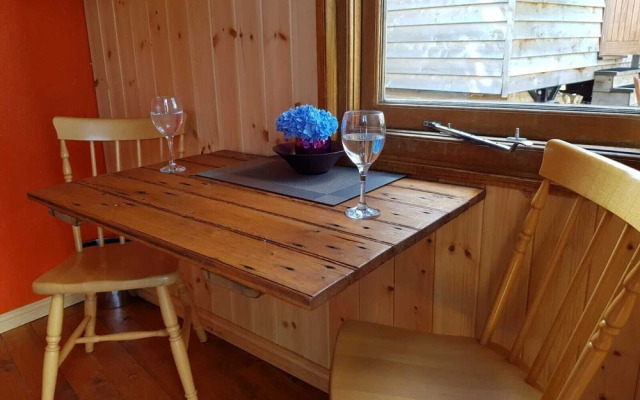 Foxglove Holiday Private Eco Accommodation