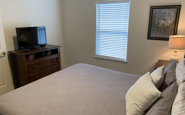 Villa Cristina - Lucaya Village