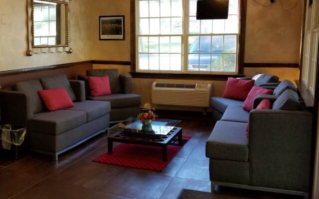 Smithtown Inn