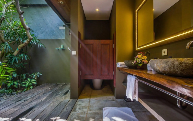 Villa Yoga by Villa Finder