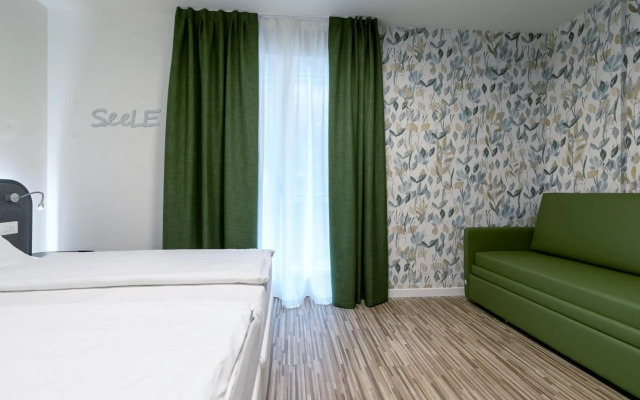 Hi Hotels Torbole Pool & Spa