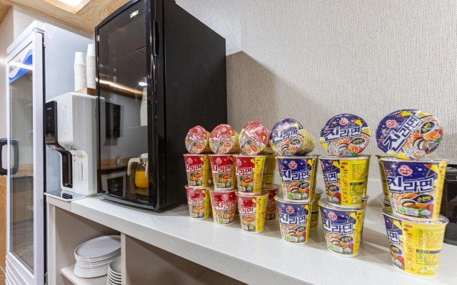 Sweet Hotel Seongseo