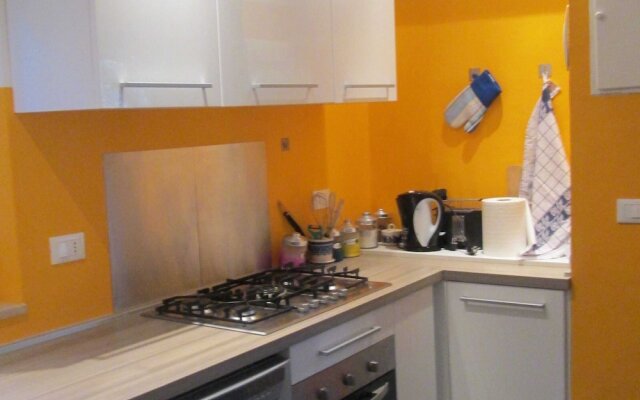 Cozy Holiday Home in Lerici near Sea