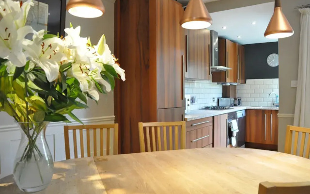 Lovely Garden Flat in Shepherds Bush