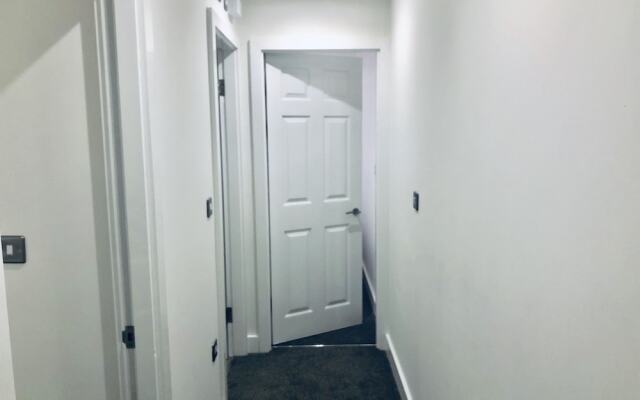 Snapos Luxury Serviced Apartments – Shield House