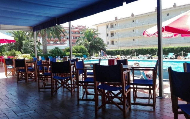 Payet Apartments 4-6 Personas