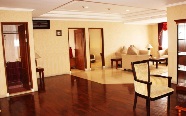 Travellers Suites Serviced Apartments