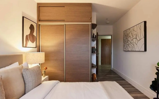 The Harlesden Escape - Spacious 3bdr Flat With Balcony