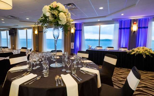 Niagara Riverside Resort, BW Premier Collection