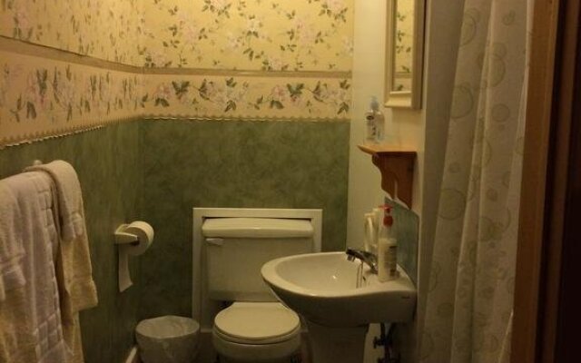Hollings House B&B