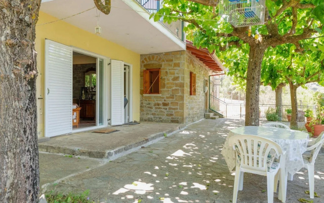 Secluded Holiday Home in Kalavrouza With Mountain Views,bbq