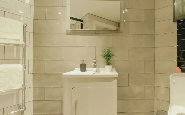 Luxe Living in Sheffield City by Avo Apartment