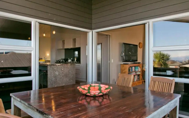 Riverstone Holiday Home - Taupo Holiday Home