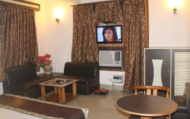 Hotel India International Deluxe by OYO