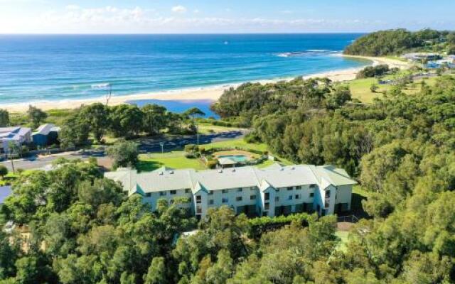 Fathoms 17 - Mollymook ALL LINEN PROVIDED