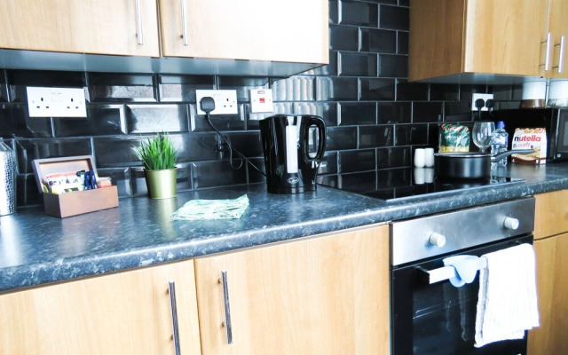 Tudors eSuites Three Bedroom House