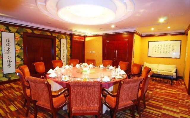 Emeishan Huasheng Hotel