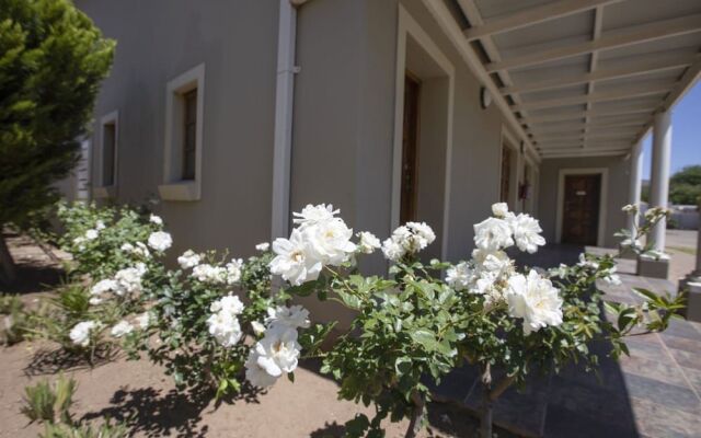Komani Resorts