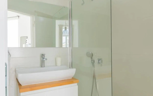 Carmel Market Designed Studio with Balcony