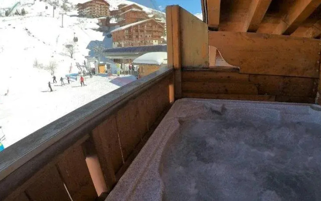 LIsatis Chalet Hotel