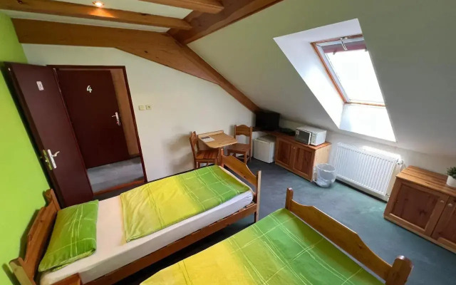 Penzion V Podzámčí